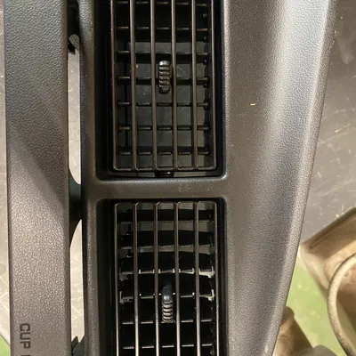 Lẫy sửa bộ điều hướng gió cho 2nd Gen 4runner