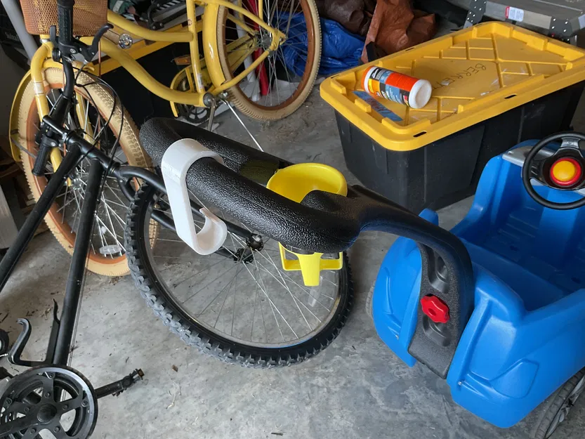 Móc treo đồ tiện ích cho xe đẩy Step2 Whisper Ride Cruiser - Image 1