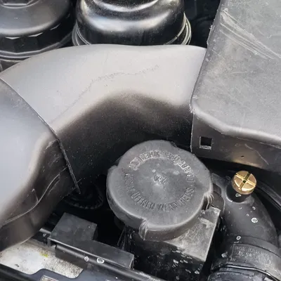 Ống dẫn khí động cơ BMW E46 M54 - 13717509118