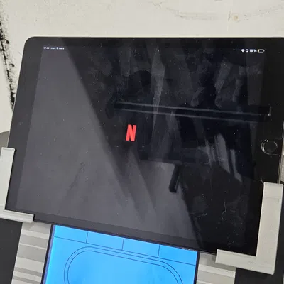 Giá đỡ iPad thông minh cho máy chạy bộ (Treadmill iPad Holder)