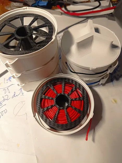 Lõi cuộn dây cáp (Reel) 3D tiện lợi giúp bàn làm việc gọn gàng - Image 1