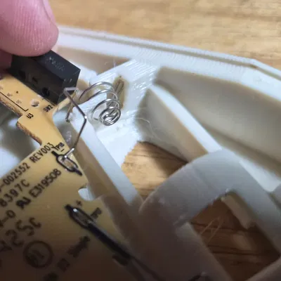 Tái tạo Logitech C7: Chuột 3 nút phong cách Retro