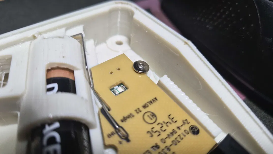 Tái tạo Logitech C7: Chuột 3 nút phong cách Retro - Image 5