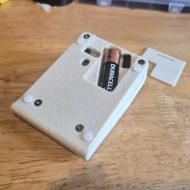 Tái tạo Logitech C7: Chuột 3 nút phong cách Retro - Image 6