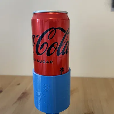 Đế giữ nước đi biển cho lon Coca-Cola và các loại nước uống khác