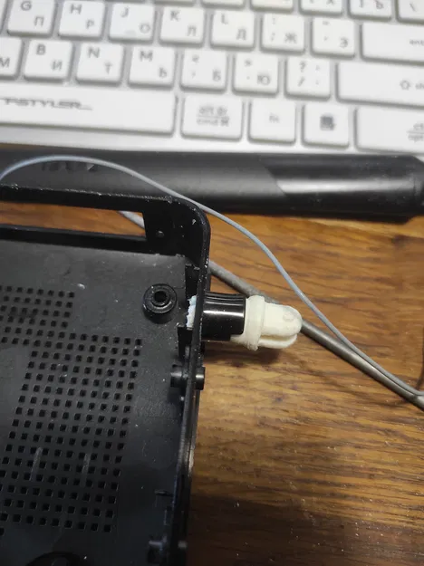 Ngàm gắn ăng-ten thay thế cho bộ phát WiFi Zyxel Keenetic ULTRA 2 - Image 1