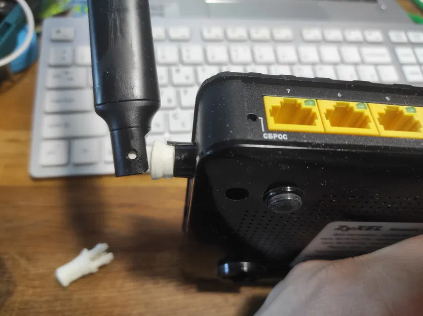 Ngàm gắn ăng-ten thay thế cho bộ phát WiFi Zyxel Keenetic ULTRA 2 - Image 2