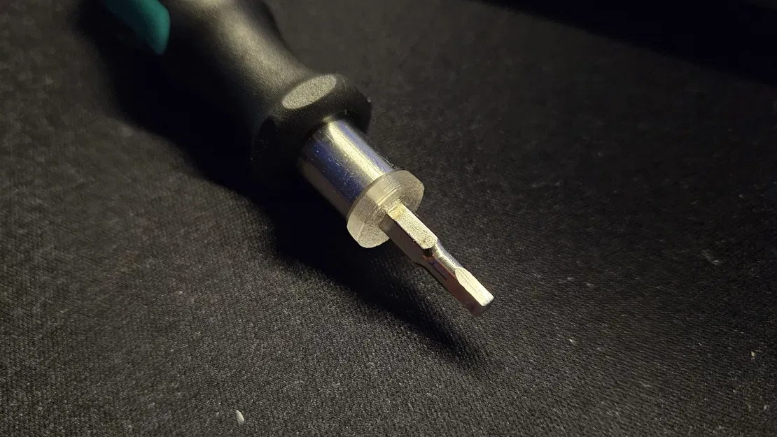 Adapter chuyển đổi đầu vít lục giác 1/4 inch sang 4mm (In 3D) - Image 2