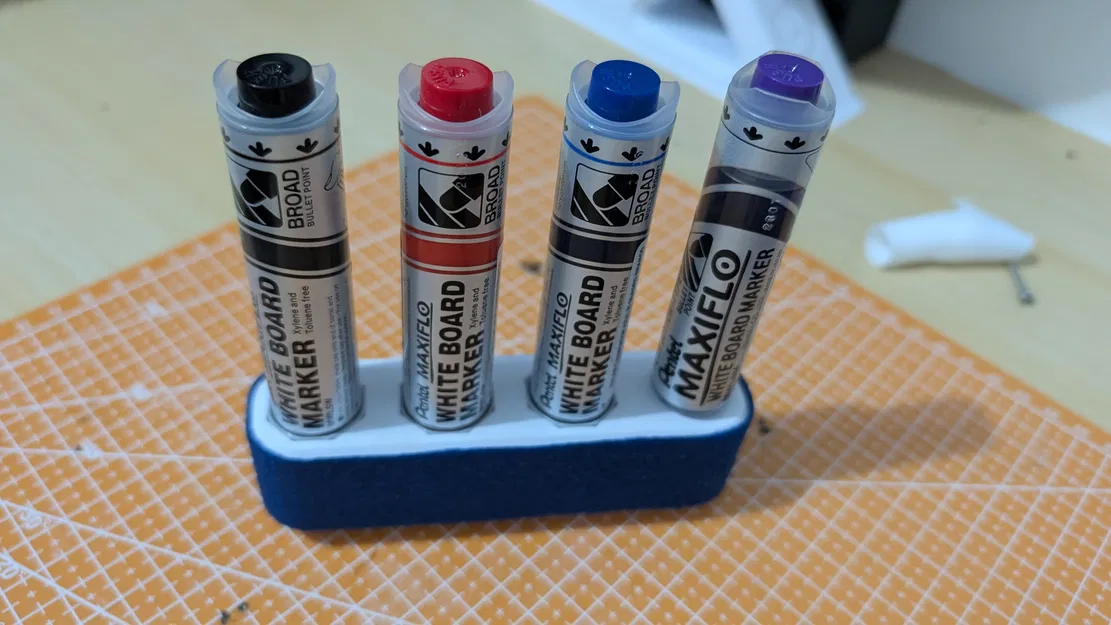 Giá Đựng Bút Pentel Maxiflo - Nhiều Kích Cỡ (6mm & 8mm) - Image 1