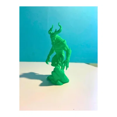 Mô hình Shadow Monster - Quái vật bóng tối