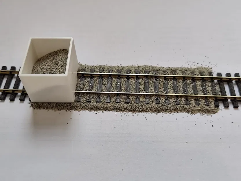 Dụng cụ rải đá ballast tỉ lệ H0 (16,5mm) cho mô hình đường sắt - Image 6