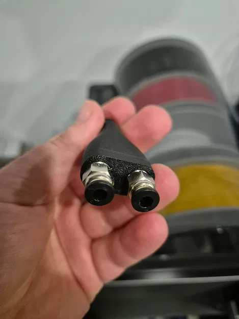 Đầu nối chữ Y cho ống PTFE với khớp nối TPC4-01 - Image 2