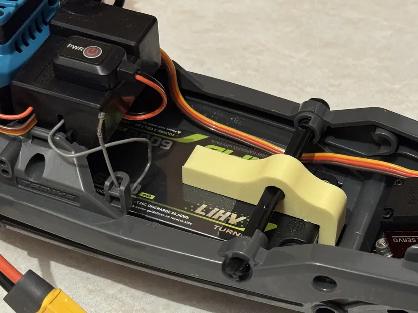 Miếng đệm pin (Lipo spacer) cho xe điều khiển Tamiya DT-03 Neo Fighter - Image 1