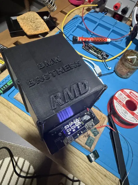 Vỏ Hộp Sạc Dự Phòng 20x18650 Dung Lượng Cao - DIY - Image 4