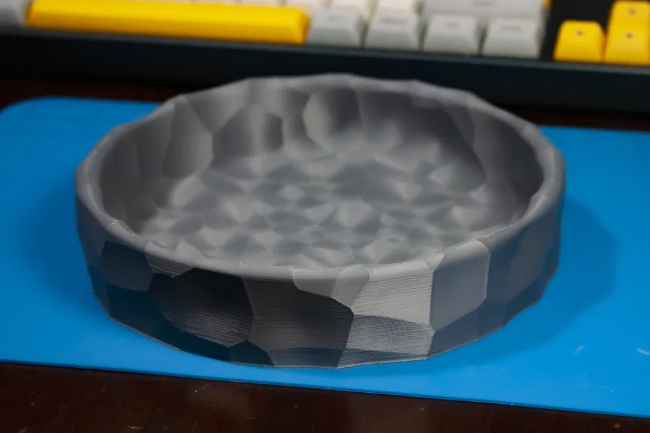 Khay đựng đồ Voronoi Textured Tray - Thiết kế hình học hiện đại - Image 2