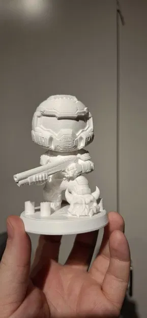 Mô hình Doomguy Chibi - Tượng trang trí 3D siêu dễ thương cho game thủ - Image 1