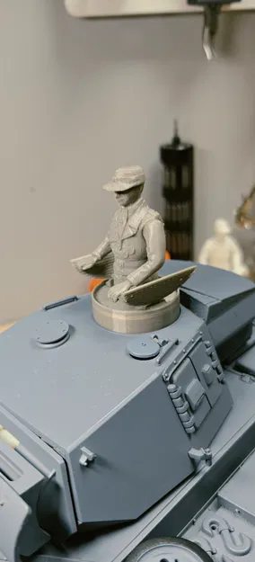 Mô hình Chỉ huy xe tăng Đức Panzer III cho RC Tank - Image 1