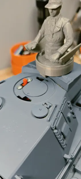 Mô hình Chỉ huy xe tăng Đức Panzer III cho RC Tank - Image 4