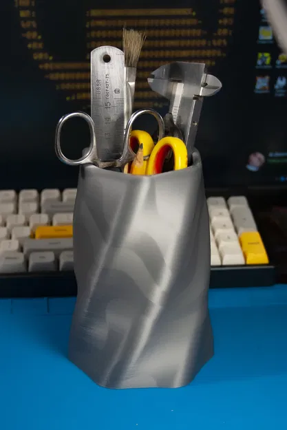 Ống cắm bút xoắn ốc 3D hiện đại - Mẫu in trang trí bàn làm việc - Image 2