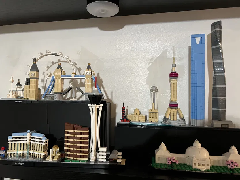 Đế trưng bày cho mô hình LEGO Shanghai Architecture Skyline - Image 3