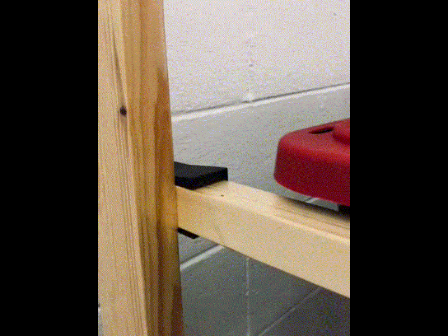 Bộ chặn và nắp đậy in 3D cho kệ để thùng HDX nạp hông