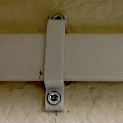 Giá Đỡ Nẹp Dây Điện / Ống Luồn Dây Cáp