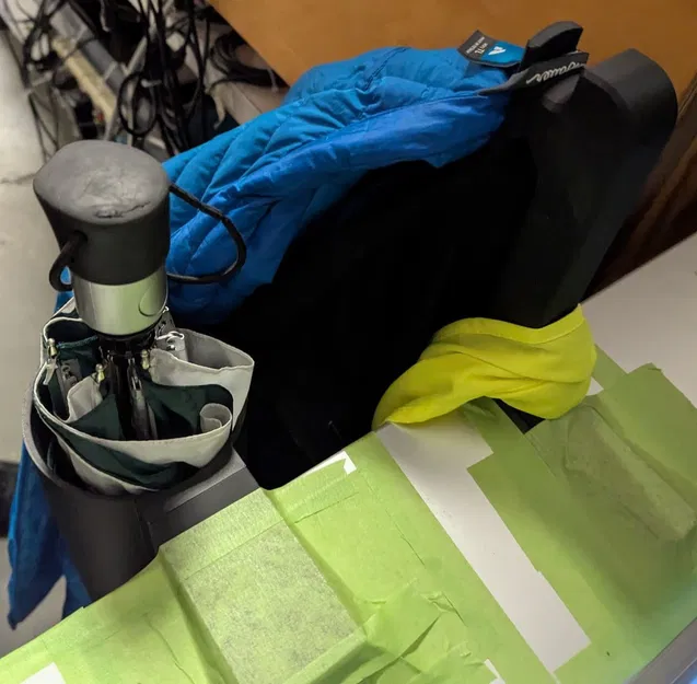 Móc treo áo khoác và giá để ô gắn bệ cửa sổ - Image 3