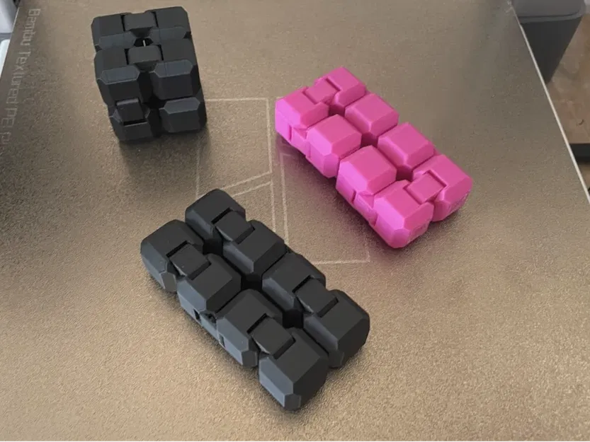 Infinity Cube Fidget Toy: Mô hình in 3D giải tỏa căng thẳng cực đã - Image 1