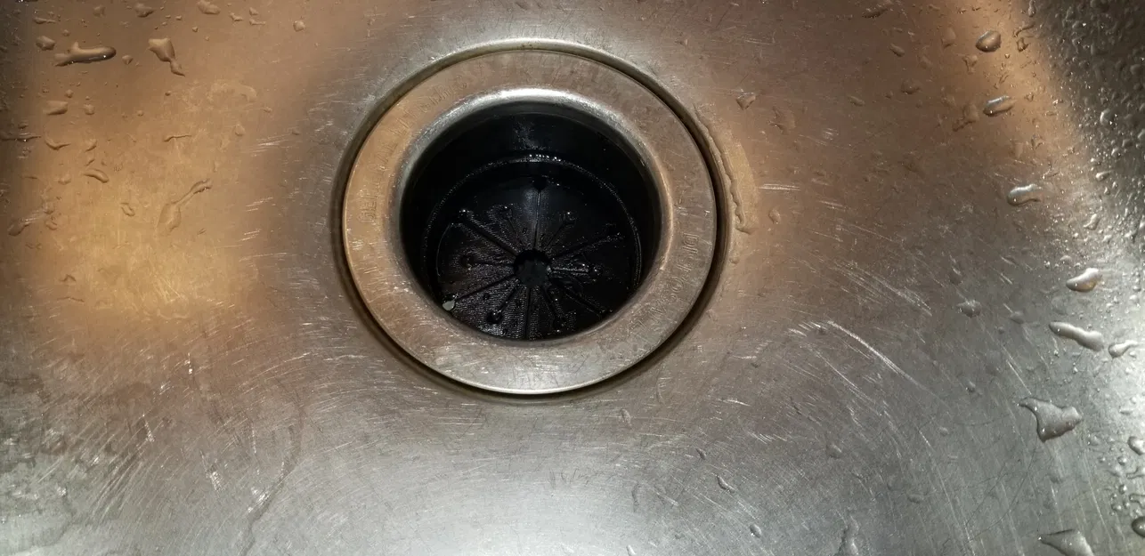 Nắp chắn rác thay thế cho máy hủy rác (Garbage Disposal Baffle) - Image 2