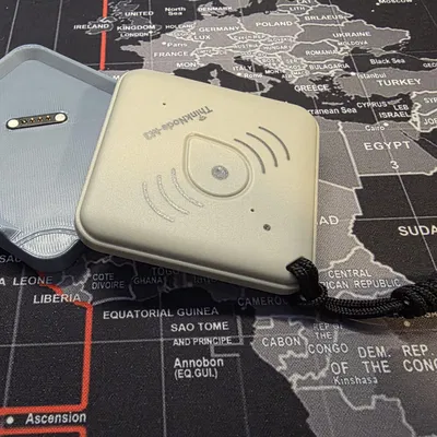 Elecrow ThinkNode - M3 Dock sạc và giá đỡ Meshtastic / Meshcore