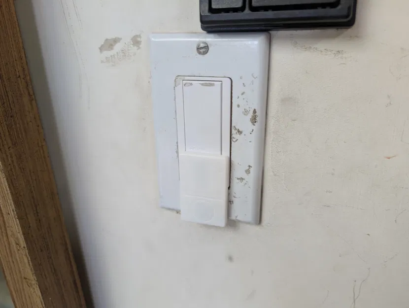 Nắp che cảm biến cho công tắc Lutron Maestro Motion - Image 2