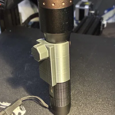 Giá đỡ đèn pin Ledlenser P5R cho hệ thống Multiboard