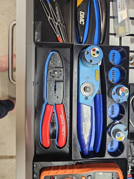 Khay đựng dụng cụ AMP Service Tool hệ Gridfinity tiện lợi - Image 1