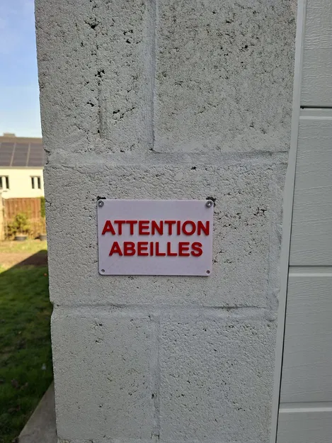 Bảng Cảnh Báo Chú Ý Có Ong (Attention Abeilles) In 3D Độc Đáo - Image 1
