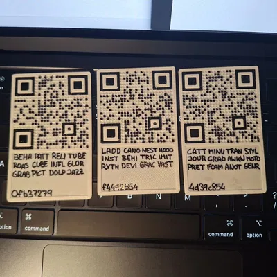 Thẻ SeedQR Blank Card 25x25 - Giải pháp lưu trữ ví lạnh Bitcoin tiện lợi