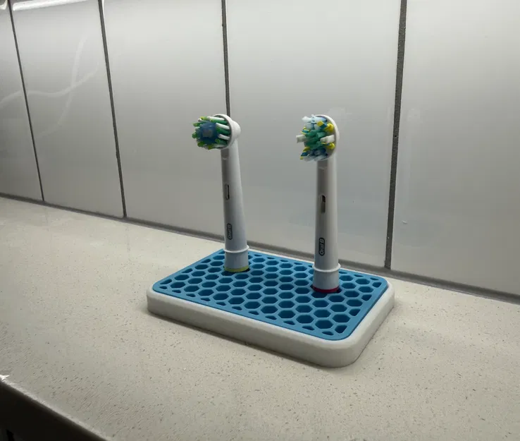 Đế cắm 2 đầu bàn chải điện Oral-B in 3D sạch sẽ, tiện lợi - Image 1