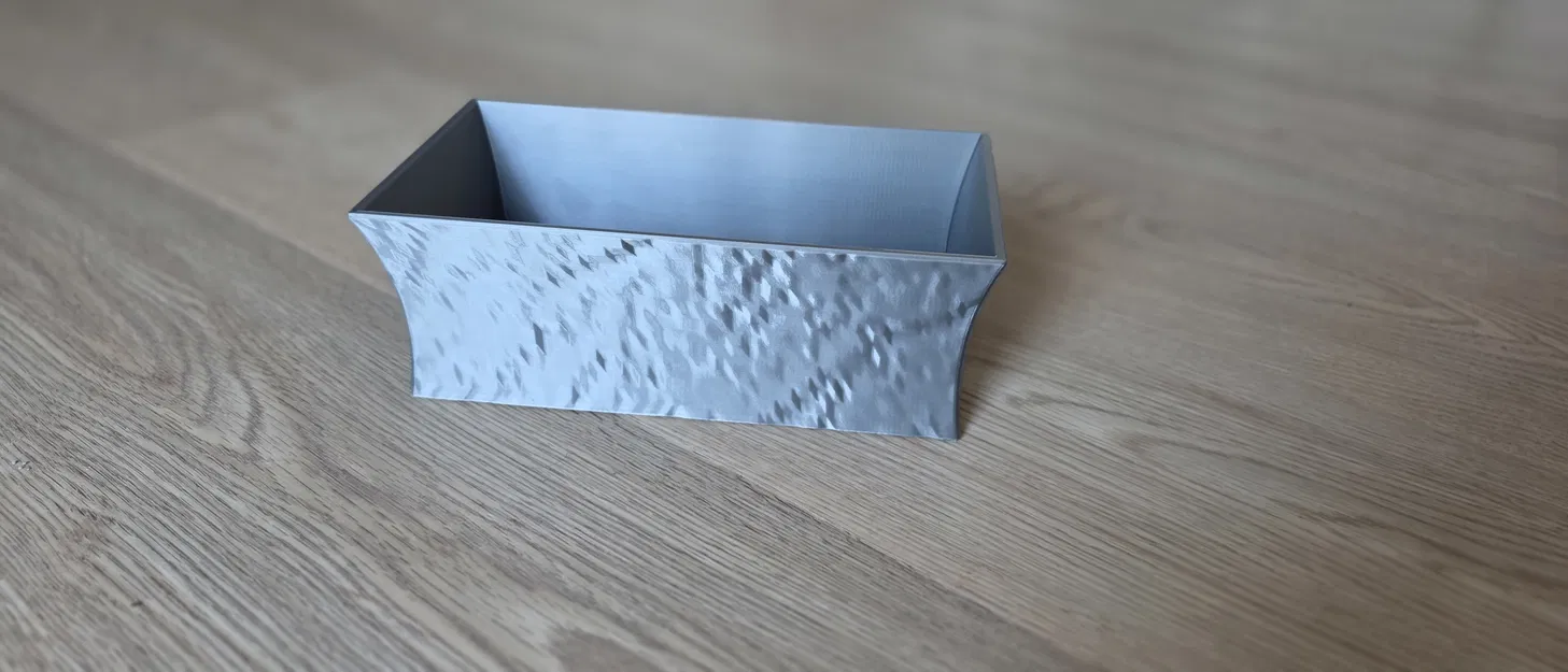 Chậu hoa vân đá - Image 1