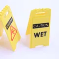 Bộ sưu tập biển cảnh báo sàn trơn 3D (Slippery When Wet Signs) - Thumbnail 3