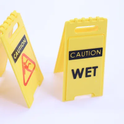 Bộ sưu tập biển cảnh báo sàn trơn 3D (Slippery When Wet Signs)