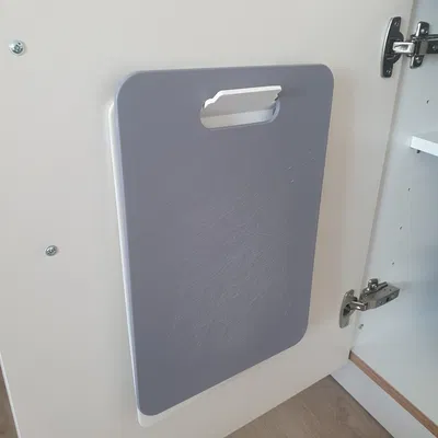 Giá treo thớt gắn tường tùy chỉnh