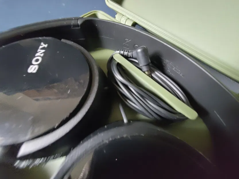 Hộp đựng tai nghe Sony MDR-ZX - Image 3