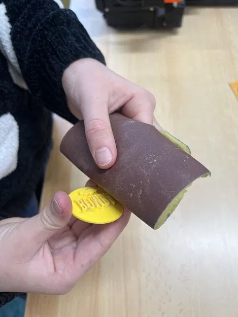 Con dấu chấm bài cho trường học – Ứng dụng in 3D trong giáo dục - Image 1