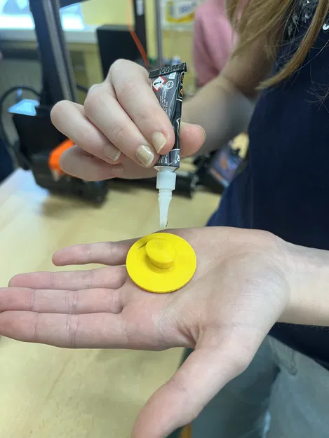 Con dấu chấm bài cho trường học – Ứng dụng in 3D trong giáo dục - Image 2