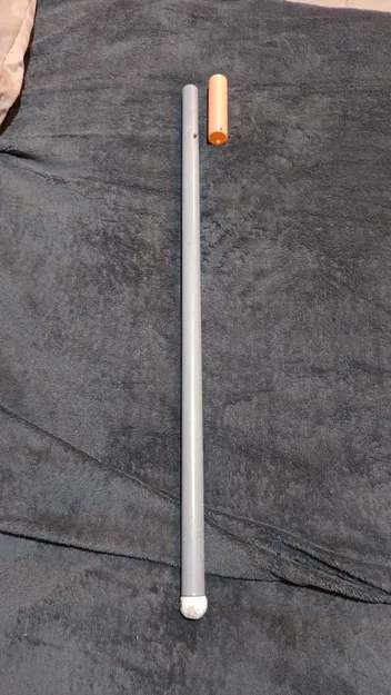 Dụng cụ hỗ trợ lắp và tháo bóng đèn PL-S dùng chân ghế trẻ em IKEA - Image 2