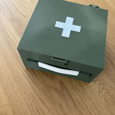 Hộp đựng sơ cứu (Medkit case)