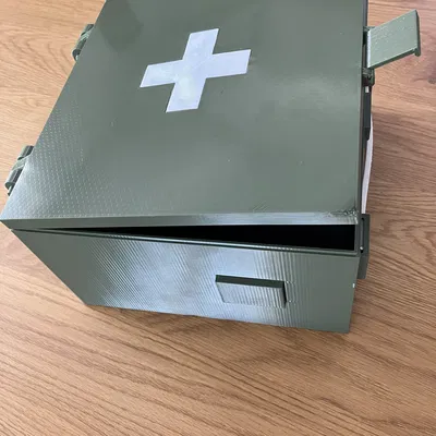 Hộp đựng sơ cứu (Medkit case)