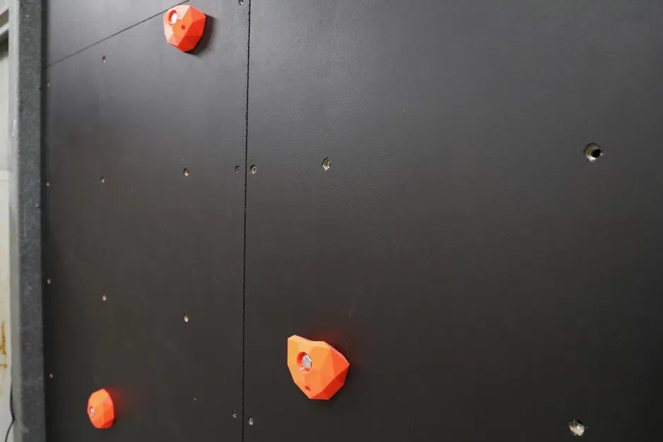 Mấu bám leo núi Low-Poly (dành cho trẻ em hoặc người mới tập) - Image 1