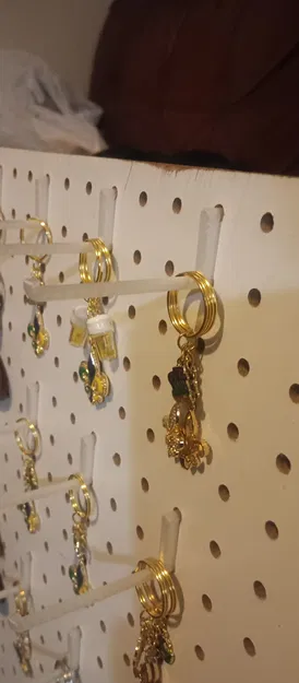 Móc treo đồ dài cho bảng đục lỗ (Pegboard) dày 5mm tiện lợi - Image 1