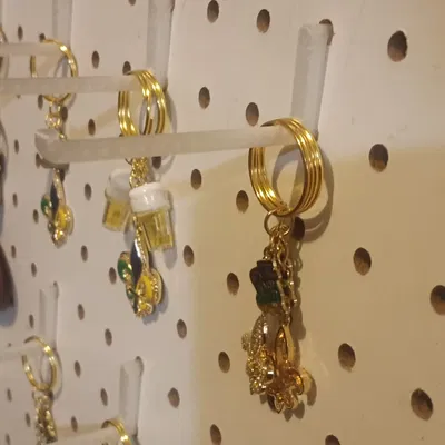 Móc treo đồ dài cho bảng đục lỗ (Pegboard) dày 5mm tiện lợi