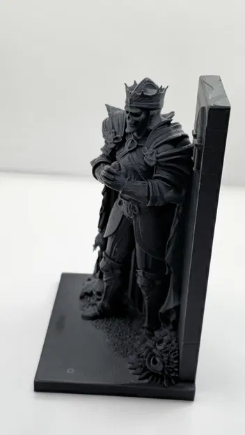 Chặn sách Vua Bộ Xương (Dark King Skeleton Bookend) – Phía bên trái - Image 3